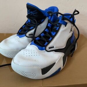 Flight Jordan size 3.5